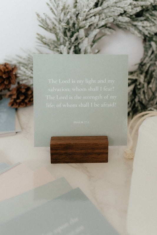 Weekly Scripture Card Pack: 52 Bible Verses for Christian Inspiration and Faith-Based Growth